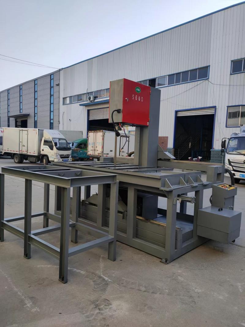 立式锯床控制系统